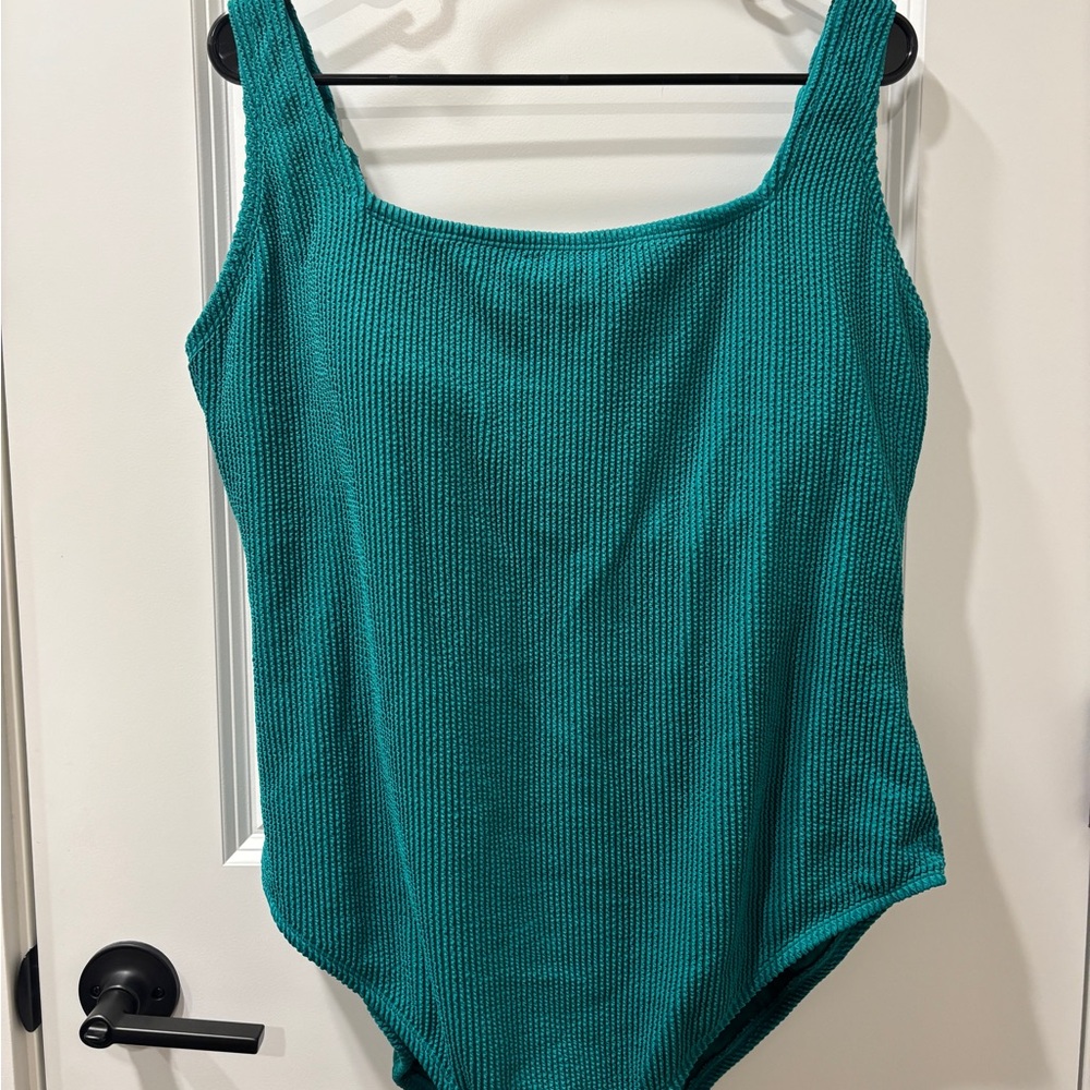 Kona Sol Turquoise Textured Swimsuit